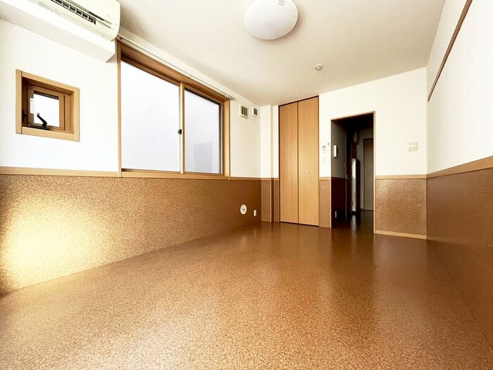 物件内観写真15　(居室)