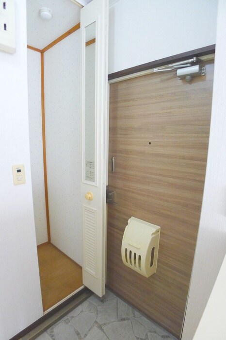 物件内観写真16　(収納)