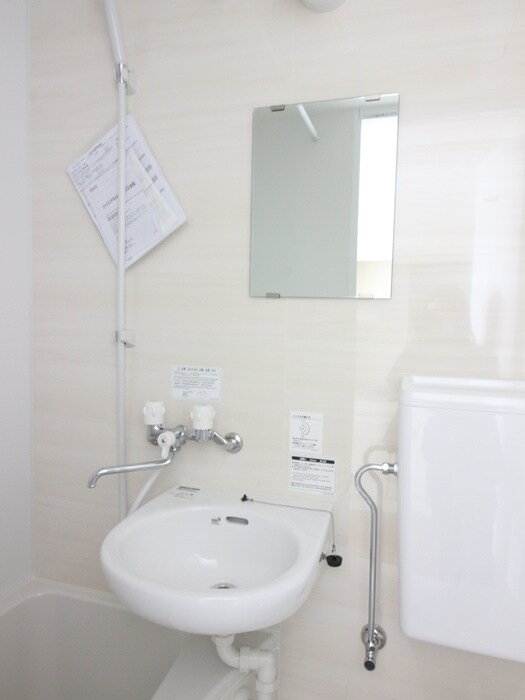 物件内観写真11　(洗面)