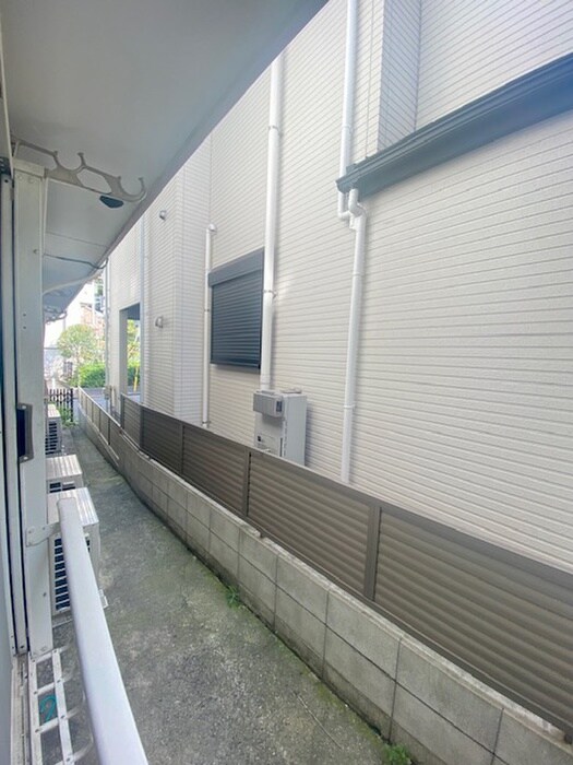 物件内観写真16　(室内からの展望)