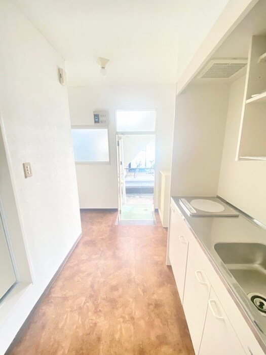 物件内観写真18　(廊下)