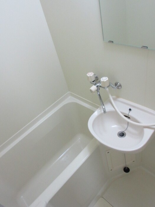 物件内観写真12　(バス／シャワールーム等)