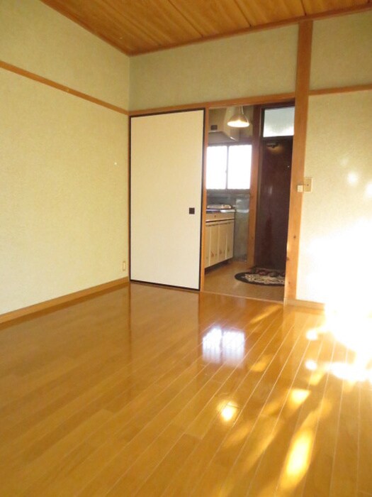 物件内観写真8　(玄関)