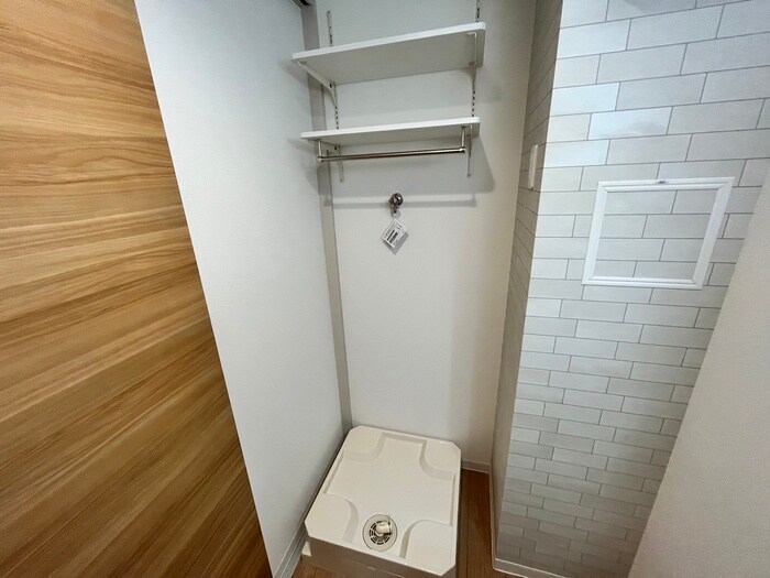 物件内観写真20　(洗濯機置場)