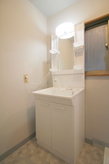 物件内観写真13　(洗面)