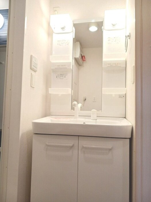 物件内観写真6　(洗面)