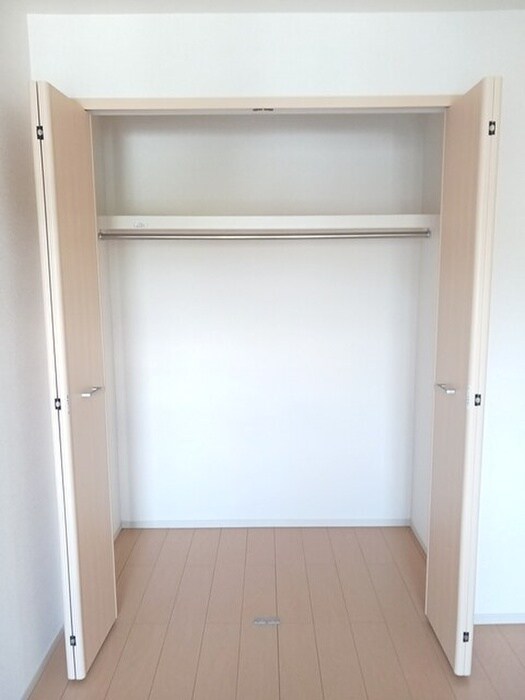 物件内観写真10　(収納)