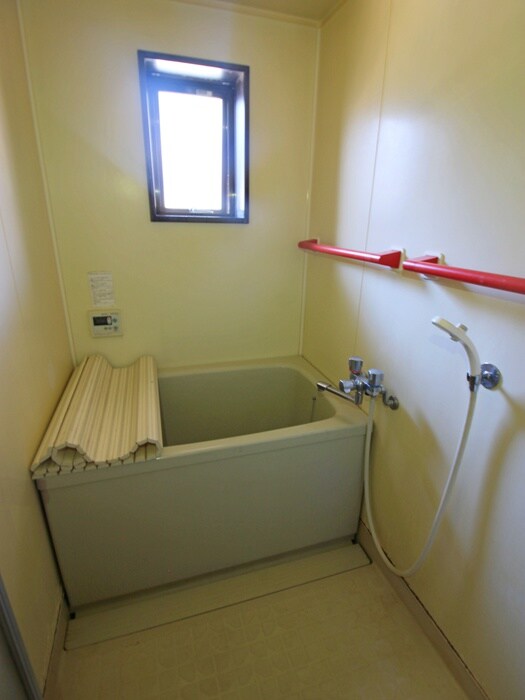 物件内観写真9　(バス／シャワールーム等)