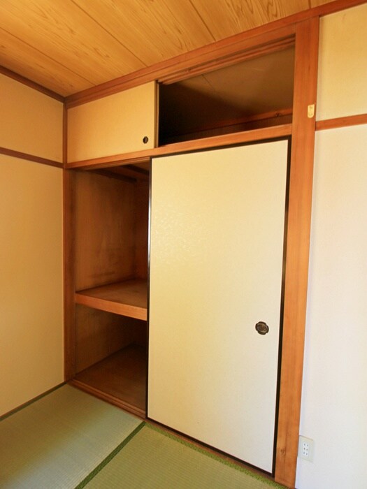 物件内観写真12　(収納)