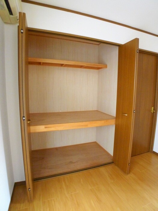 物件内観写真7　(収納)