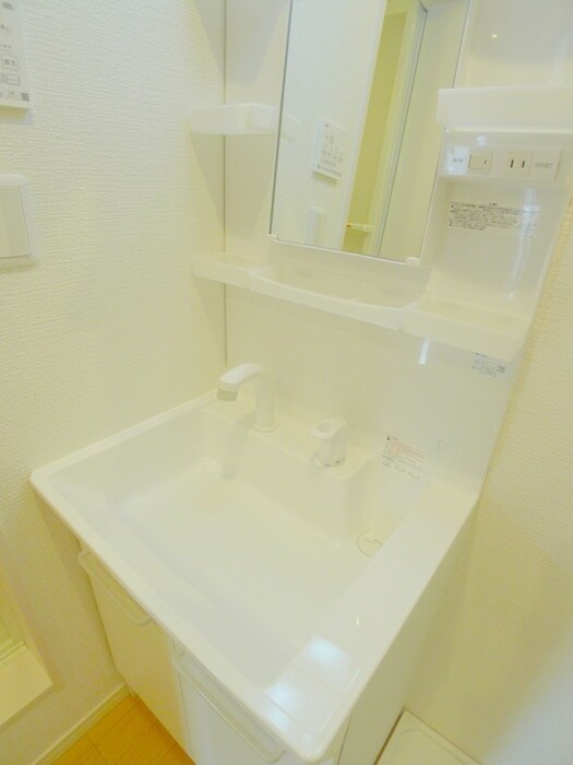 物件内観写真10　(洗面)