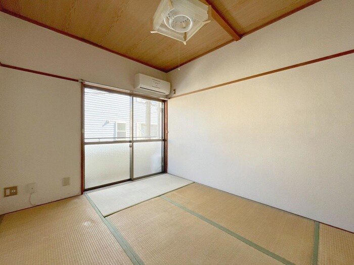 物件内観写真10　(居室)