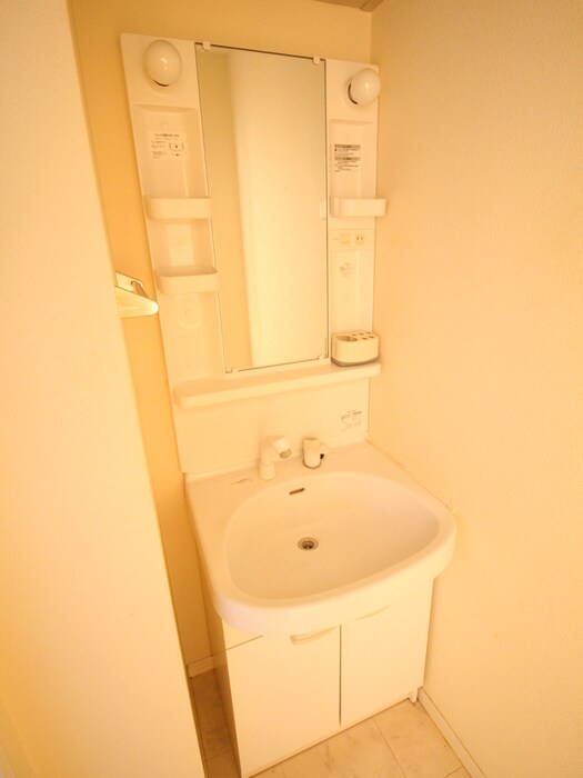 物件内観写真13　(洗面)