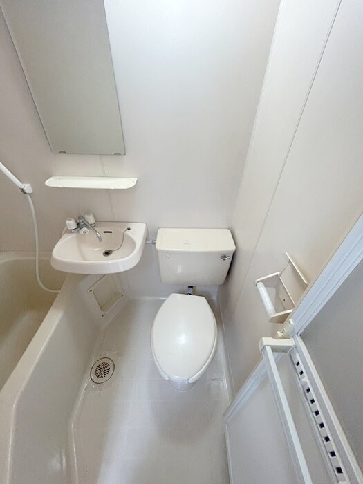 物件内観写真14　(トイレ)