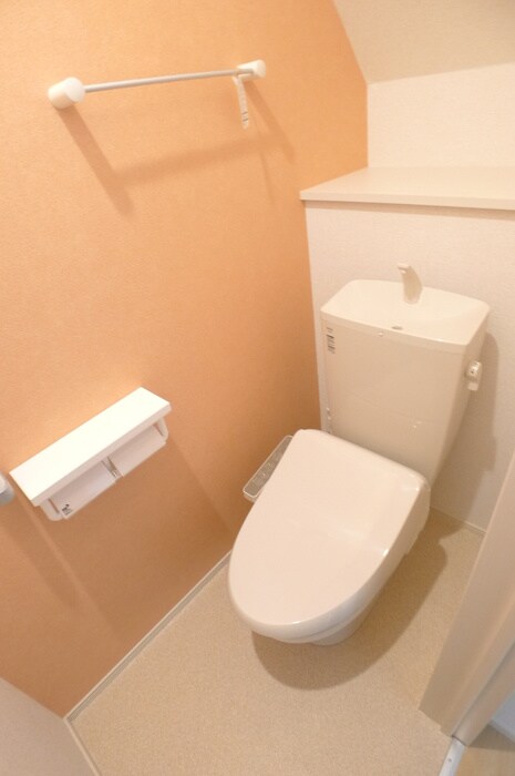 物件内観写真10　(トイレ)