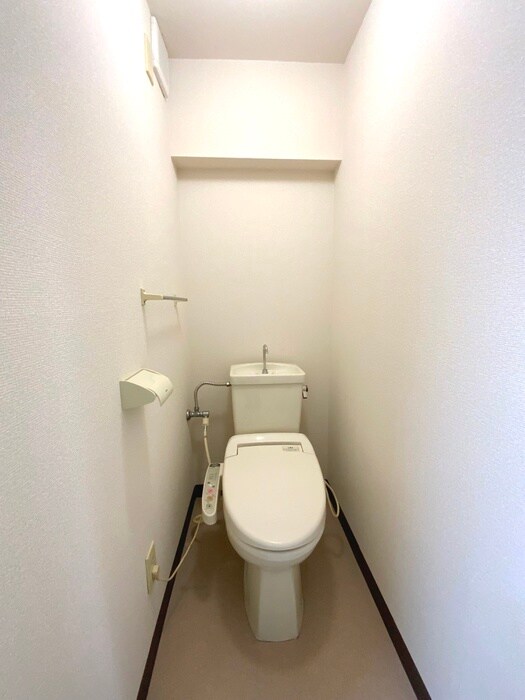 物件内観写真11　(トイレ)