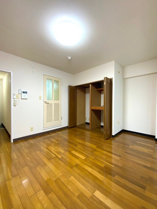 物件内観写真16　(居室)