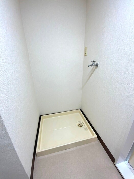 物件内観写真20　(洗濯機置場)