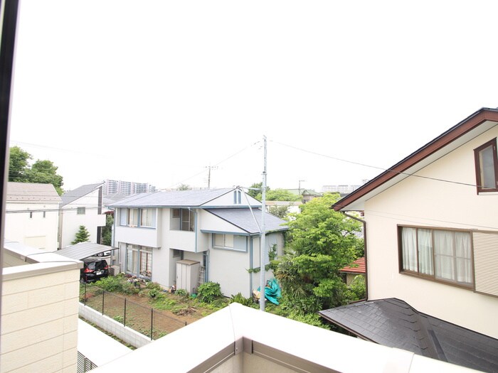 物件内観写真13　(室内からの展望)