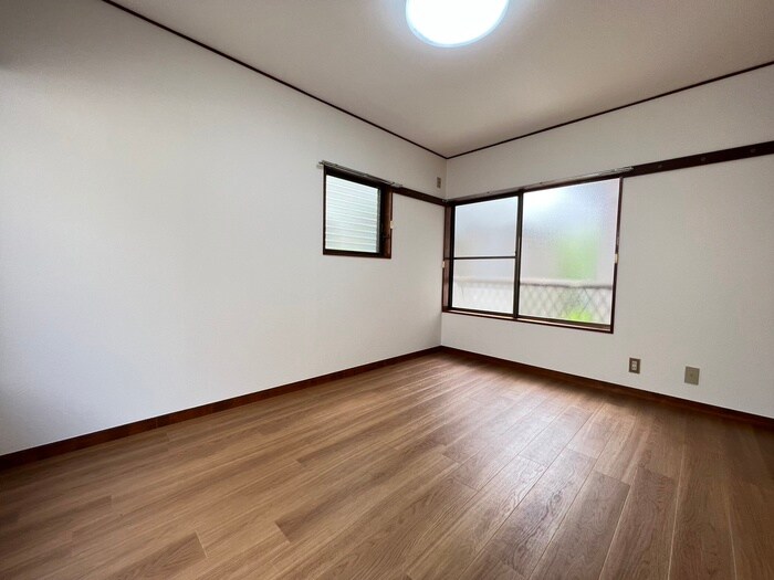物件内観写真5　(居室)