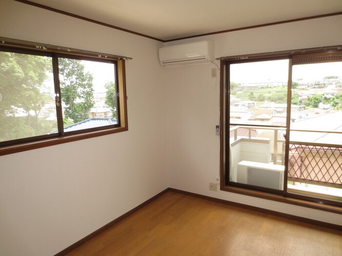 物件内観写真7　(居室)