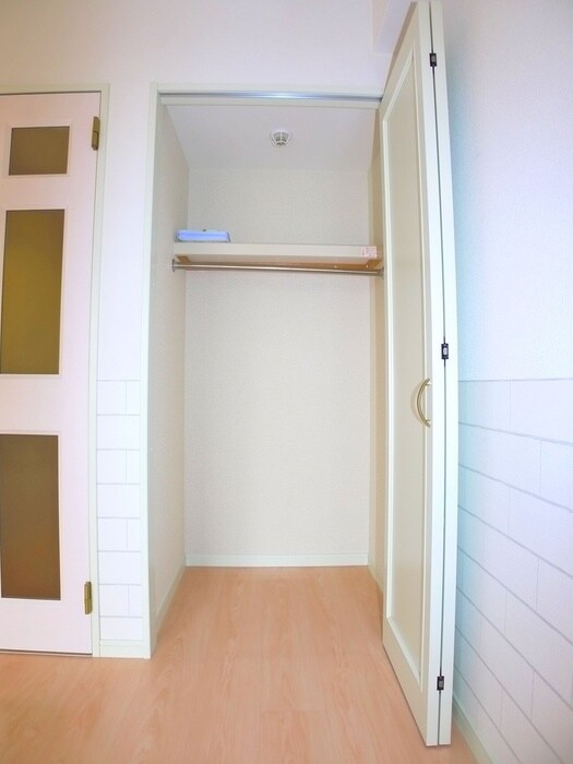 物件内観写真13　(収納)