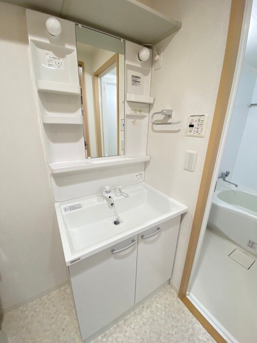 物件内観写真13　(洗面)