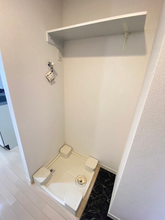 物件内観写真19　(洗濯機置場)