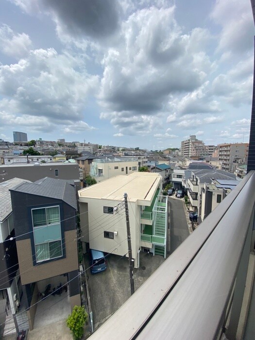 物件内観写真22　(室内からの展望)