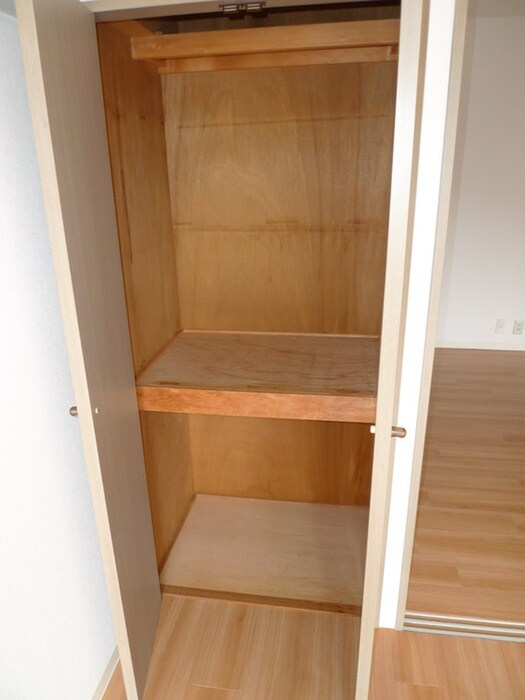 物件内観写真17　(収納)