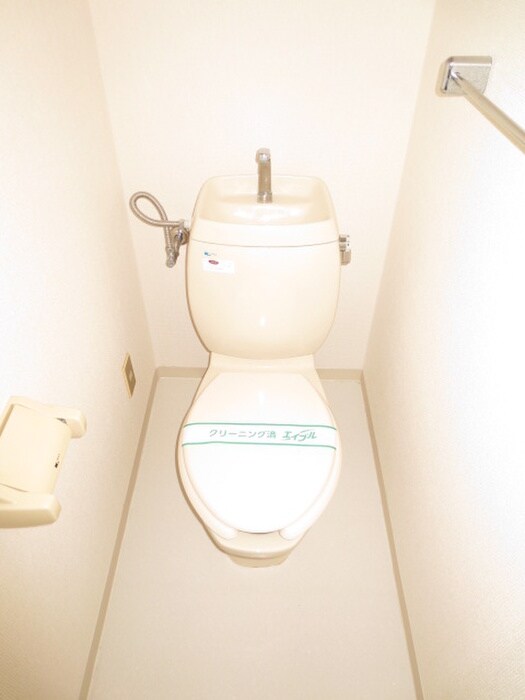 物件内観写真14　(トイレ)