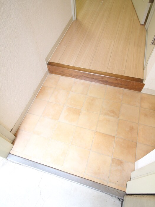 物件内観写真22　(玄関)