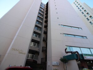 フジメゾン西日暮里（601）外観写真