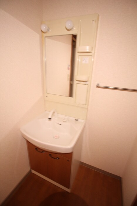 物件内観写真9　(洗面)