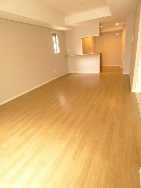 物件内観写真8　(内観写真)