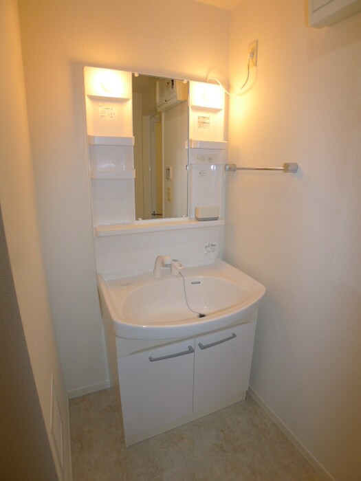 物件内観写真15　(洗面)