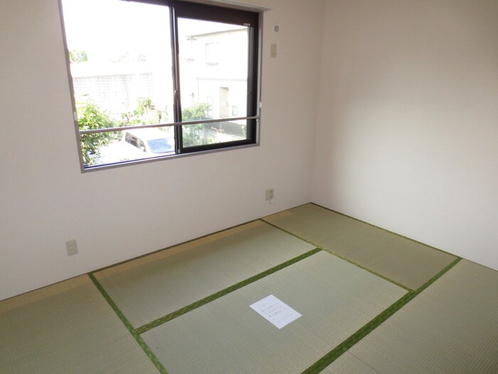 物件内観写真5　(居室)