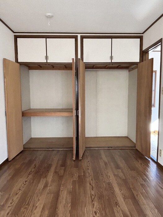 物件内観写真10　(収納)
