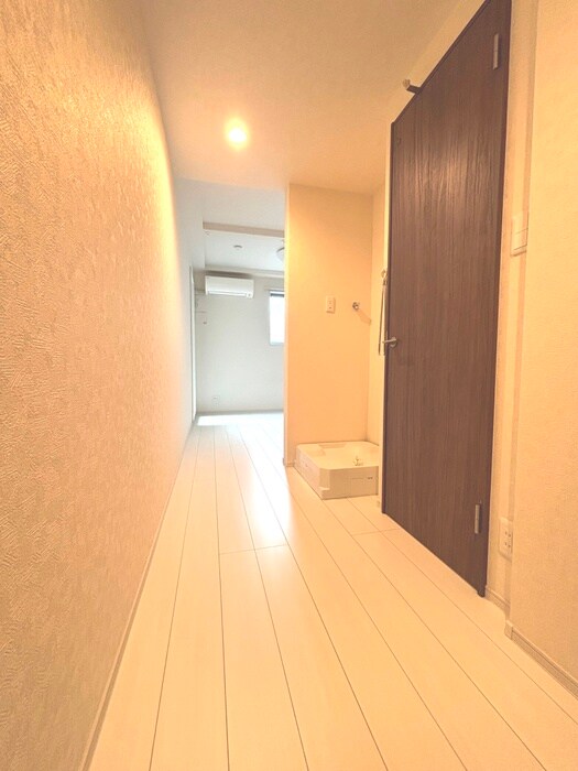 物件内観写真9　(廊下)