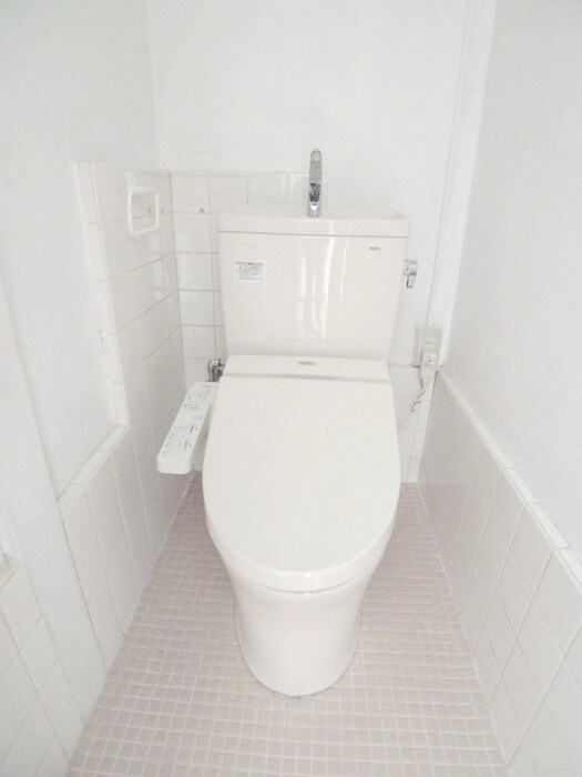 物件内観写真11　(トイレ)