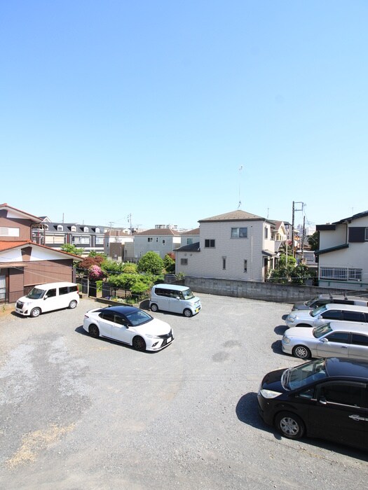 物件内観写真14　(室内からの展望)