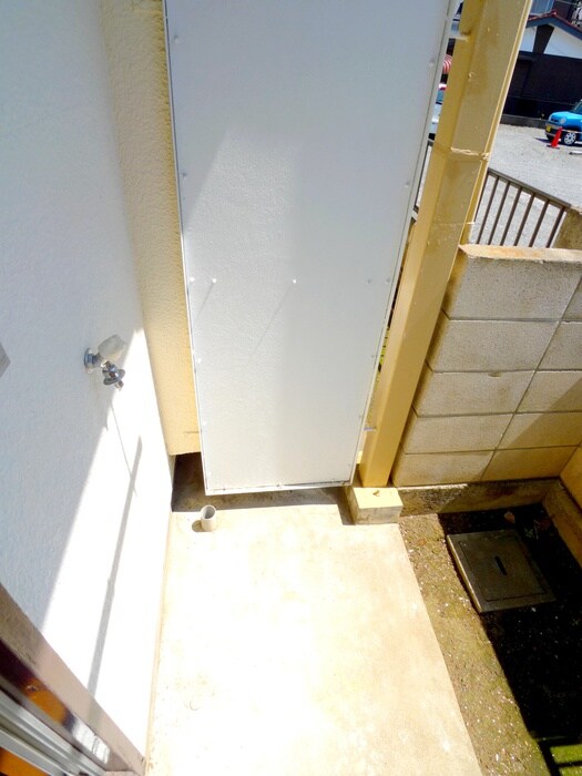 物件内観写真17　(洗濯機置場)