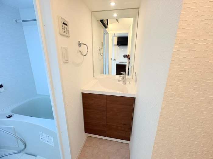 物件内観写真12　(洗面)