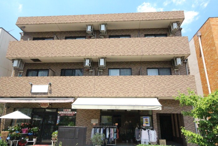 物件外観写真4　(周辺環境)