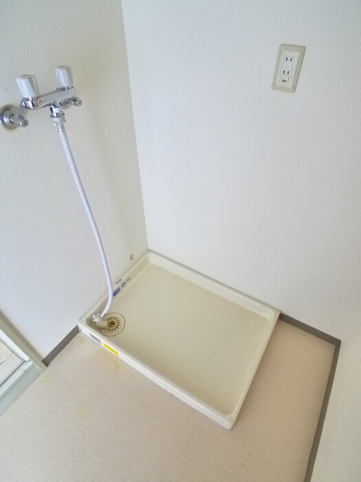 物件内観写真22　(洗濯機置場)