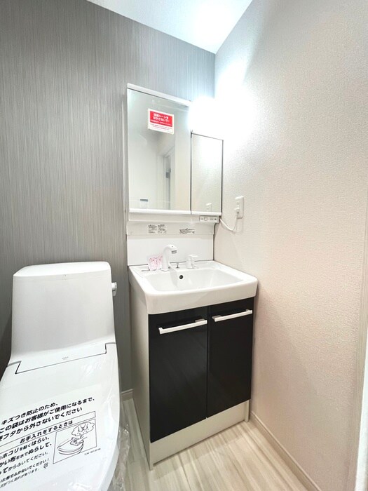 物件内観写真11　(洗面)