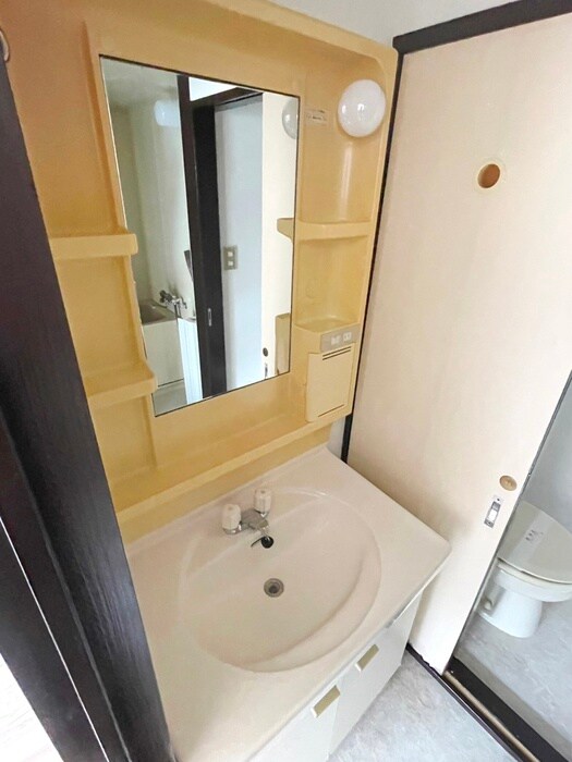 物件内観写真13　(洗面)