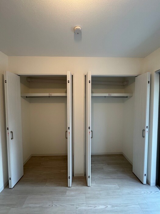 物件内観写真21　(収納)