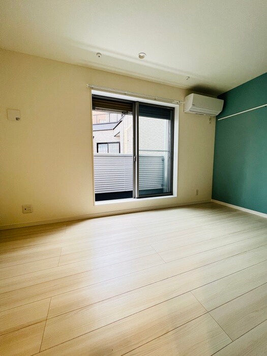 物件内観写真19　(居室)