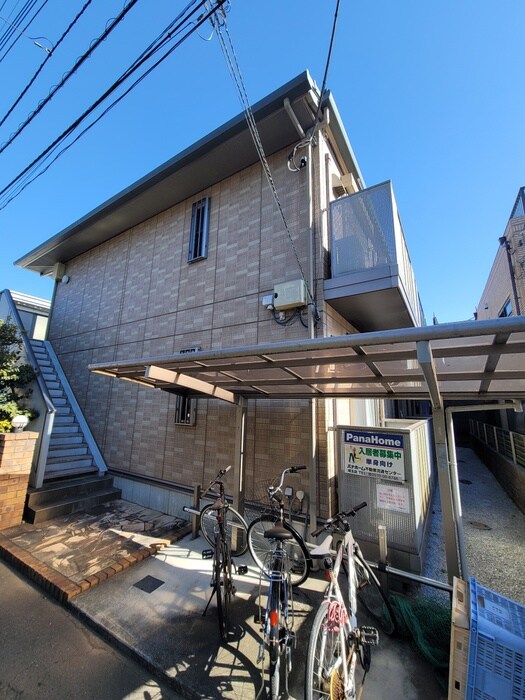 物件外観写真6　(駐輪場)